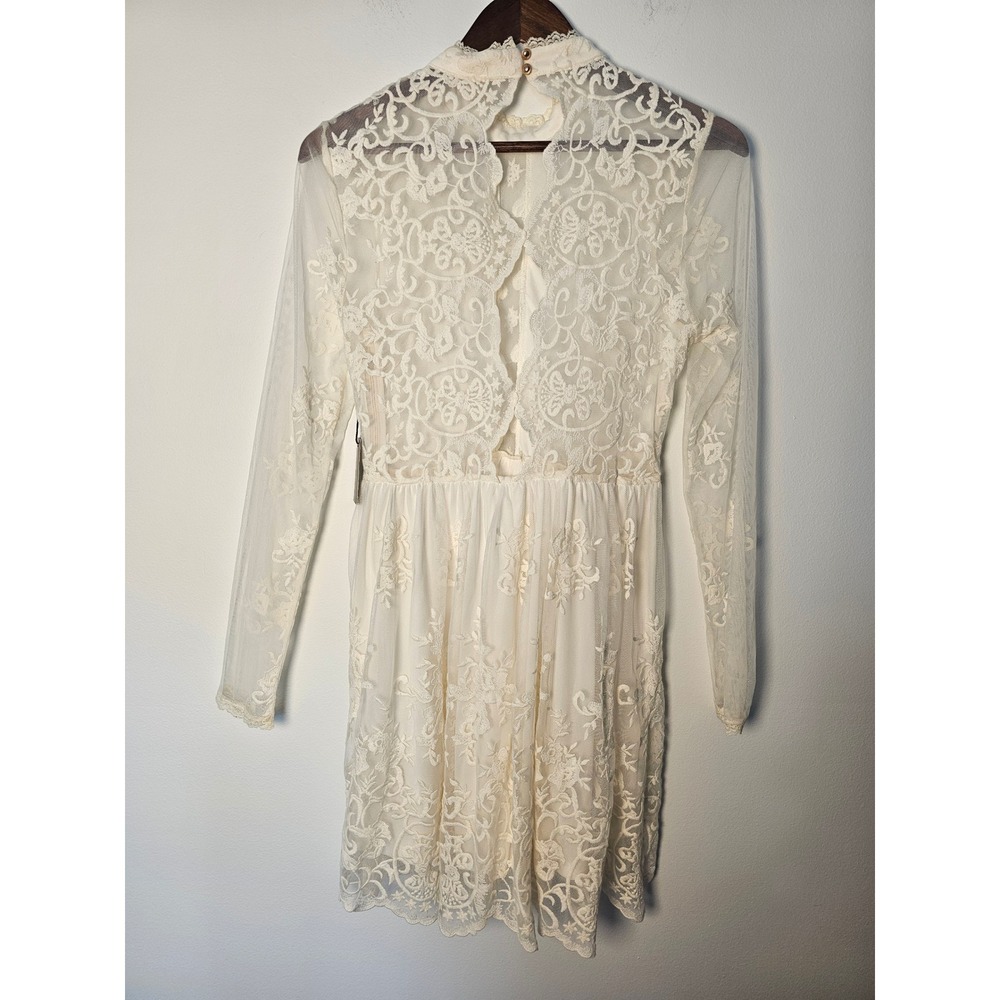 [Cottagecore] Forever 21 Floral Lace Mini Dress Womens L Cream Open Back‎ NWT - Picture 3 of 12